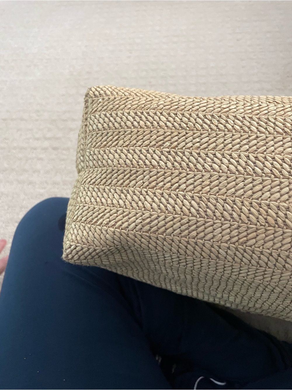 $2300 GUCCI Large Natural Straw Tote w/ Brown Leather Handles & Multicolor Logo - Picture 4 of 16
